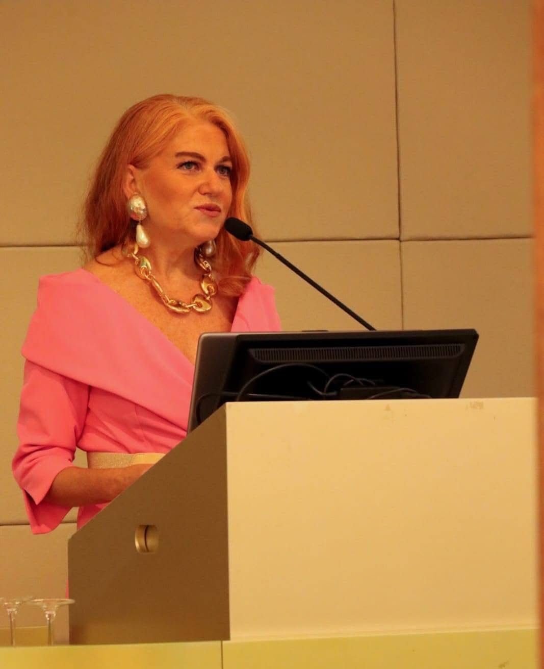 Dra. Valentina Rubertelli